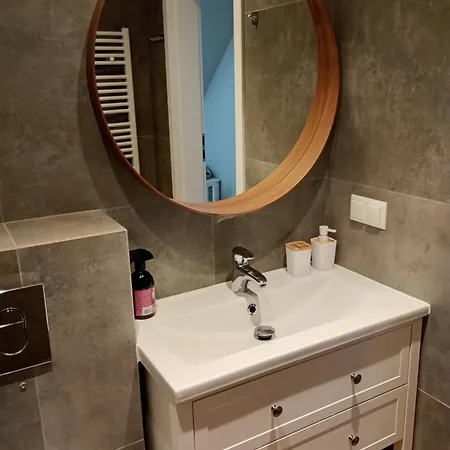 Apartman 13 *