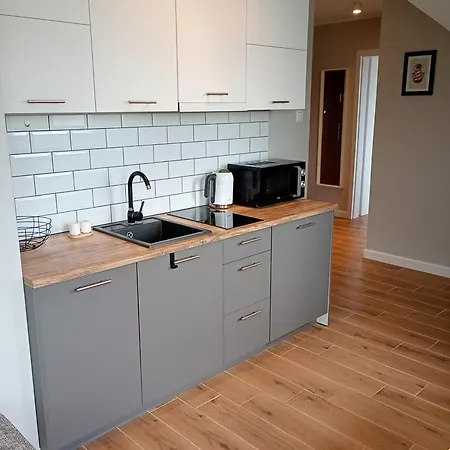 Apartman 13 *